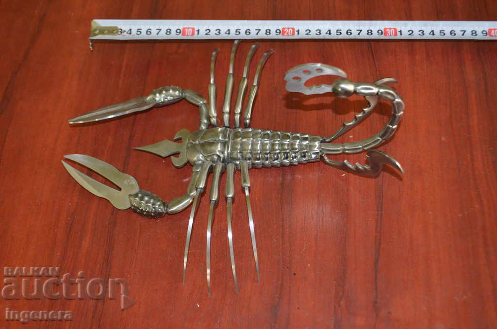 FIGURE METAL SOLID SCORPION STAND NEW GIFT with price 67.00 BGN | € 34.26 FIGURE METAL SOLID SCORPION STAND NEW GIFT with price 67.00 BGN | € 34.26