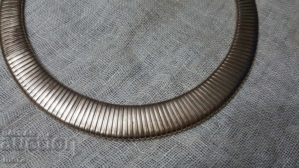 Auction An old gilt necklace Auction An old gilt necklace