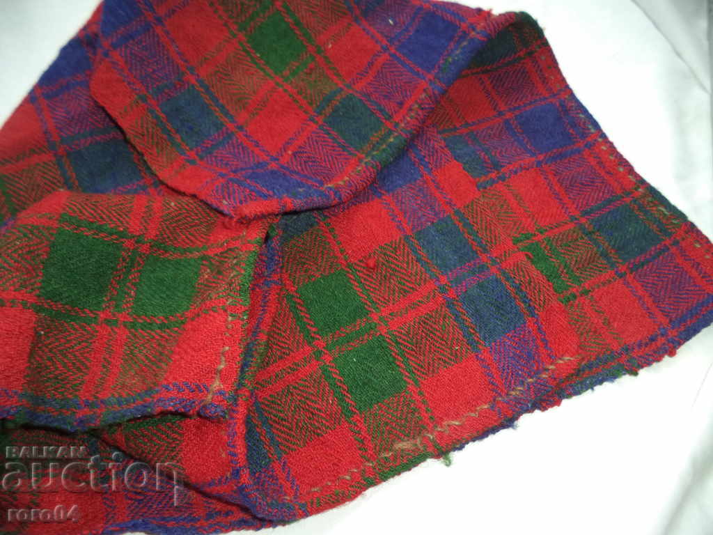 СТАРА ШАРЕНА ВЪЛНЕНА ПРЕСТИЛКА БЕЗ ВРЪЗКИ - 5 СТАРА ШАРЕНА ВЪЛНЕНА ПРЕСТИЛКА БЕЗ ВРЪЗКИ - 5