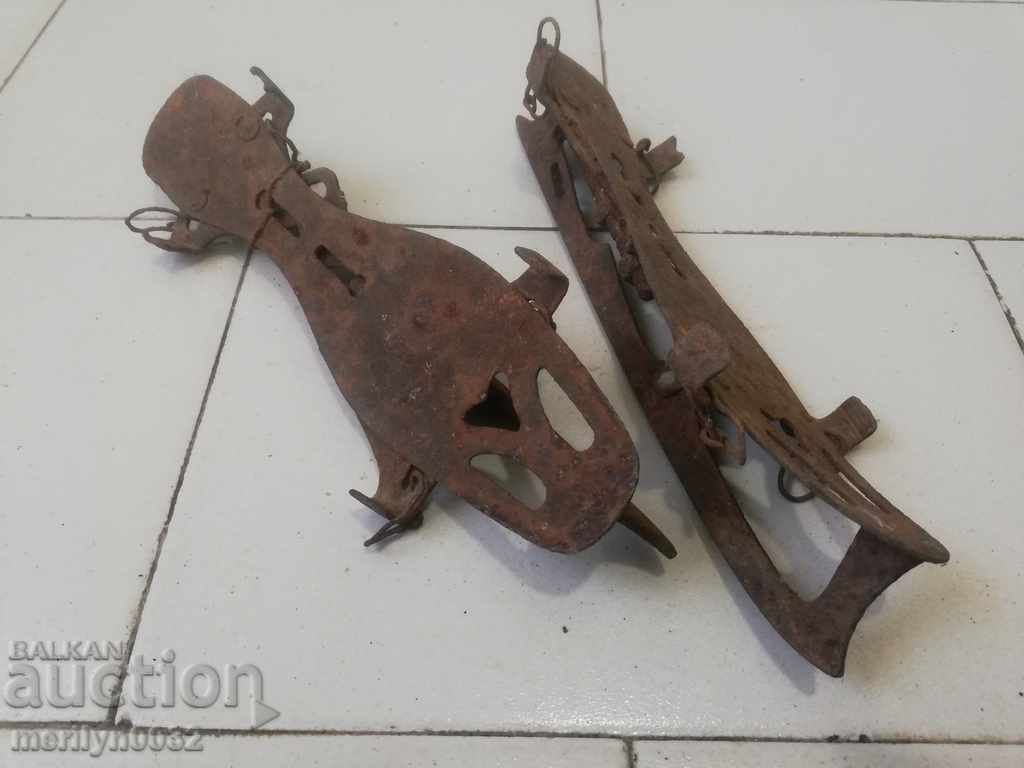 Old ice skates, sports attribute - 5 Old ice skates, sports attribute - 5