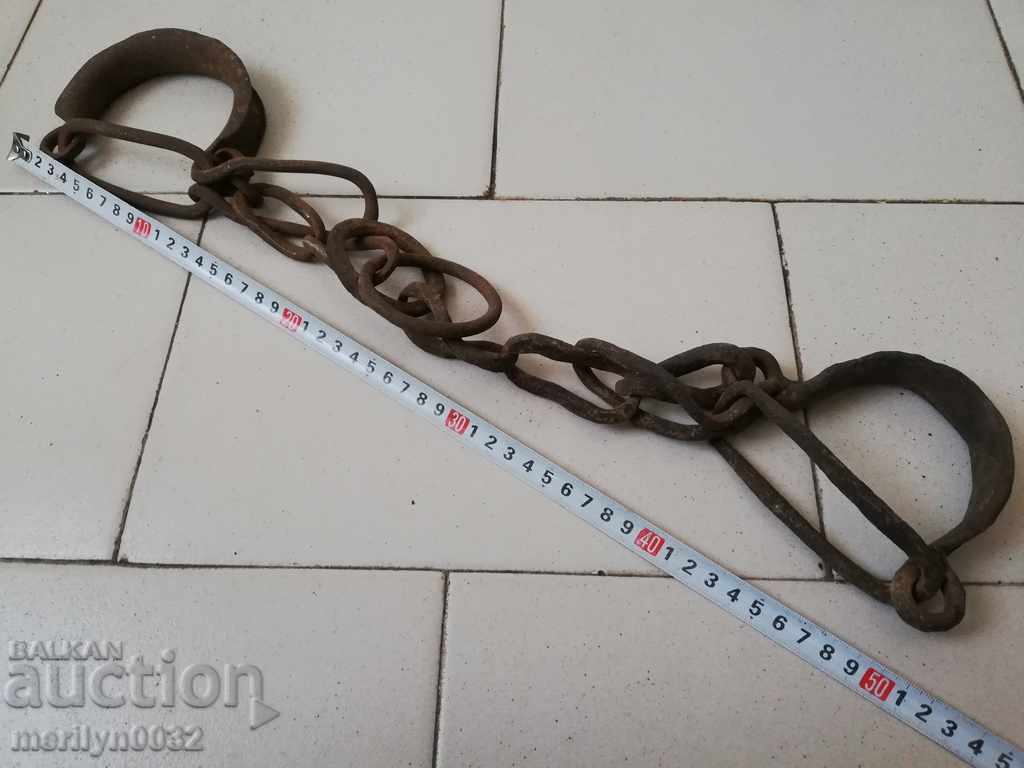 Delivery of Old hand forged beads, chains, pranks, chains Delivery of Old hand forged beads, chains, pranks, chains