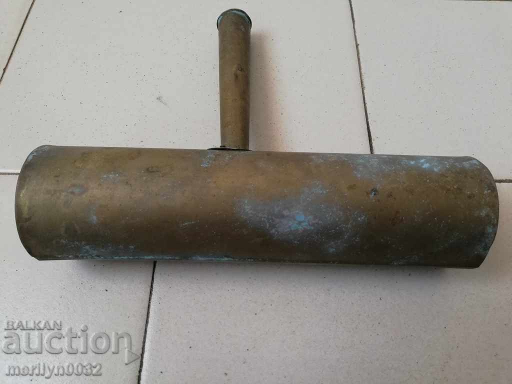 Auction Chimney of Russian Imperial Squirrel, Tea - 19th Century Auction Chimney of Russian Imperial Squirrel, Tea - 19th Century