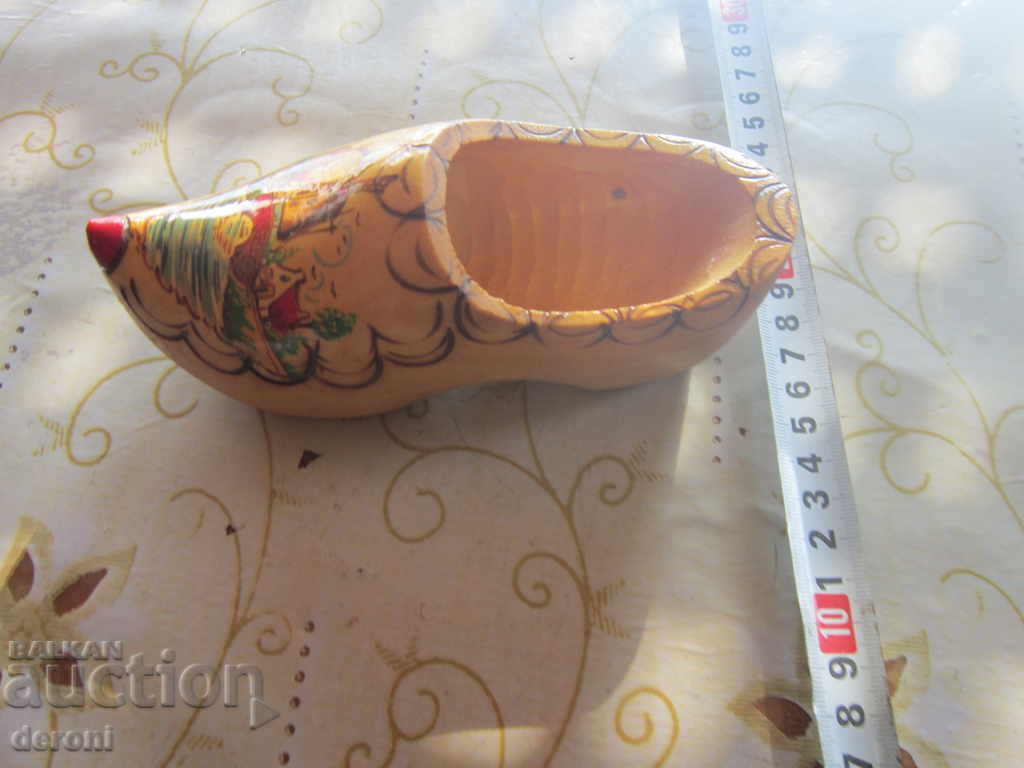 Wooden boot for sax wood carving with price 10.00 BGN | € 5.11 Wooden boot for sax wood carving with price 10.00 BGN | € 5.11
