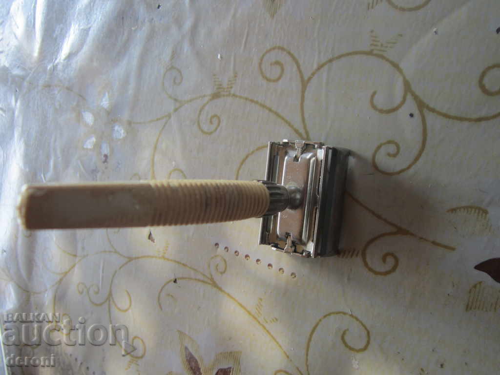 A rare Rotbart shaver with a razor box - 7 A rare Rotbart shaver with a razor box - 7