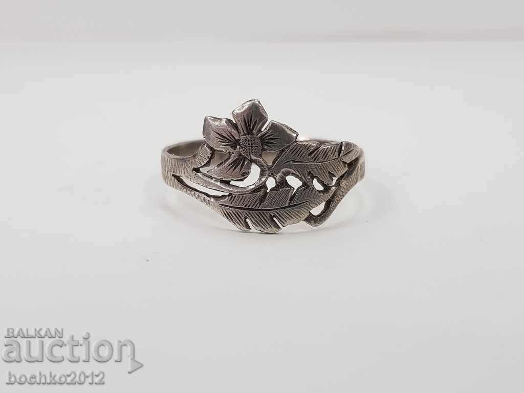 Auction Collectible handmade Renaissance silver ring. Auction Collectible handmade Renaissance silver ring.