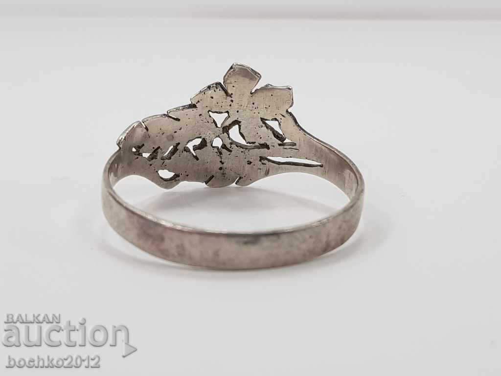 Delivery of Collectible handmade Renaissance silver ring. Delivery of Collectible handmade Renaissance silver ring.