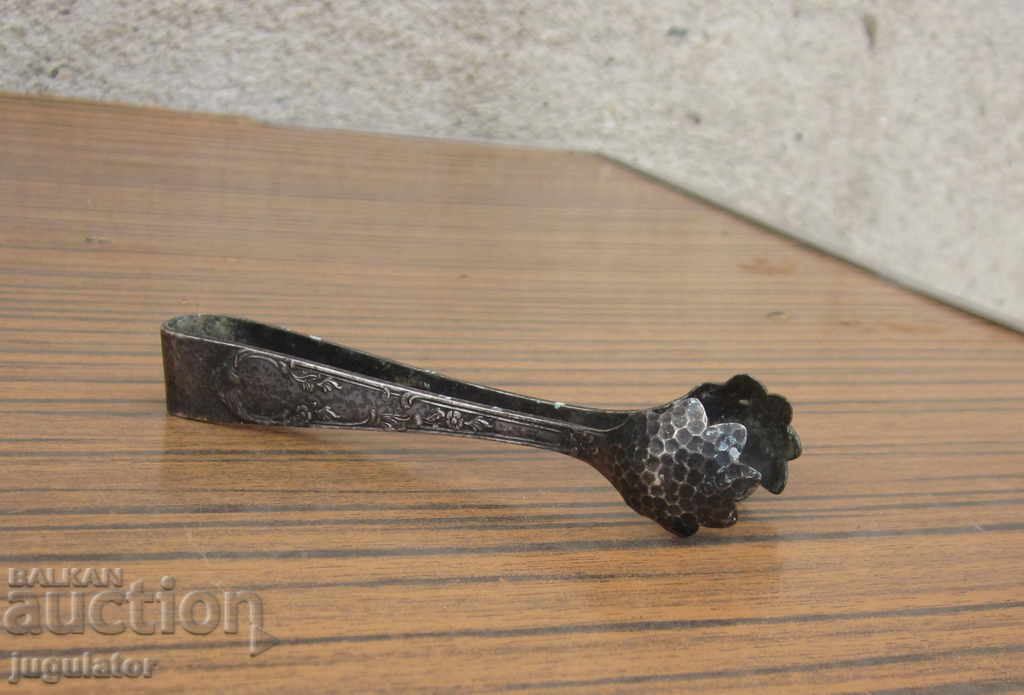 Art Deco antique silver pinch for ice sugar marked with price 20.00 BGN | € 10.23 Art Deco antique silver pinch for ice sugar marked with price 20.00 BGN | € 10.23