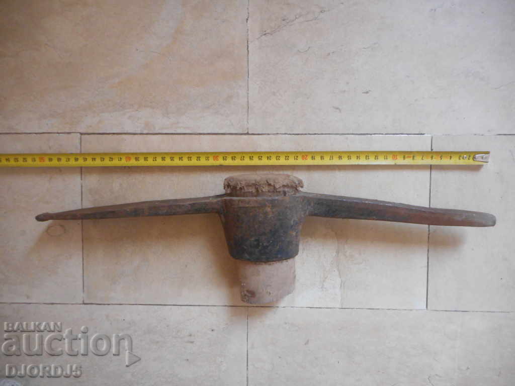 Auction An old pick, marked Auction An old pick, marked