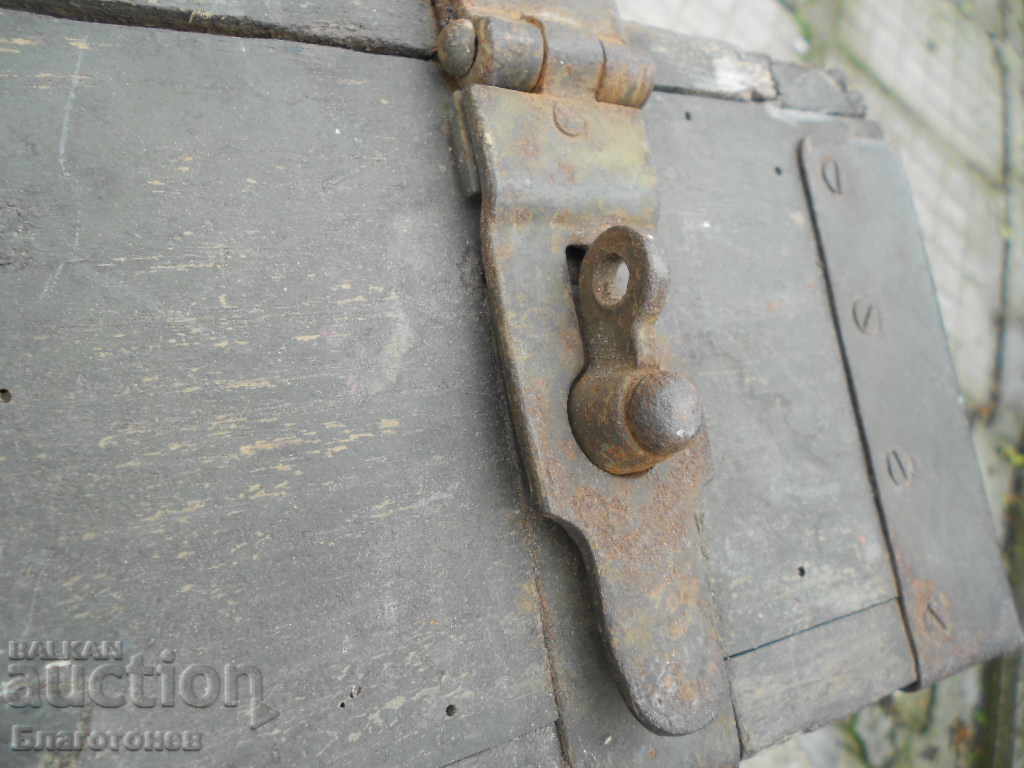 Delivery of War Chest ww1 WW2 Delivery of War Chest ww1 WW2