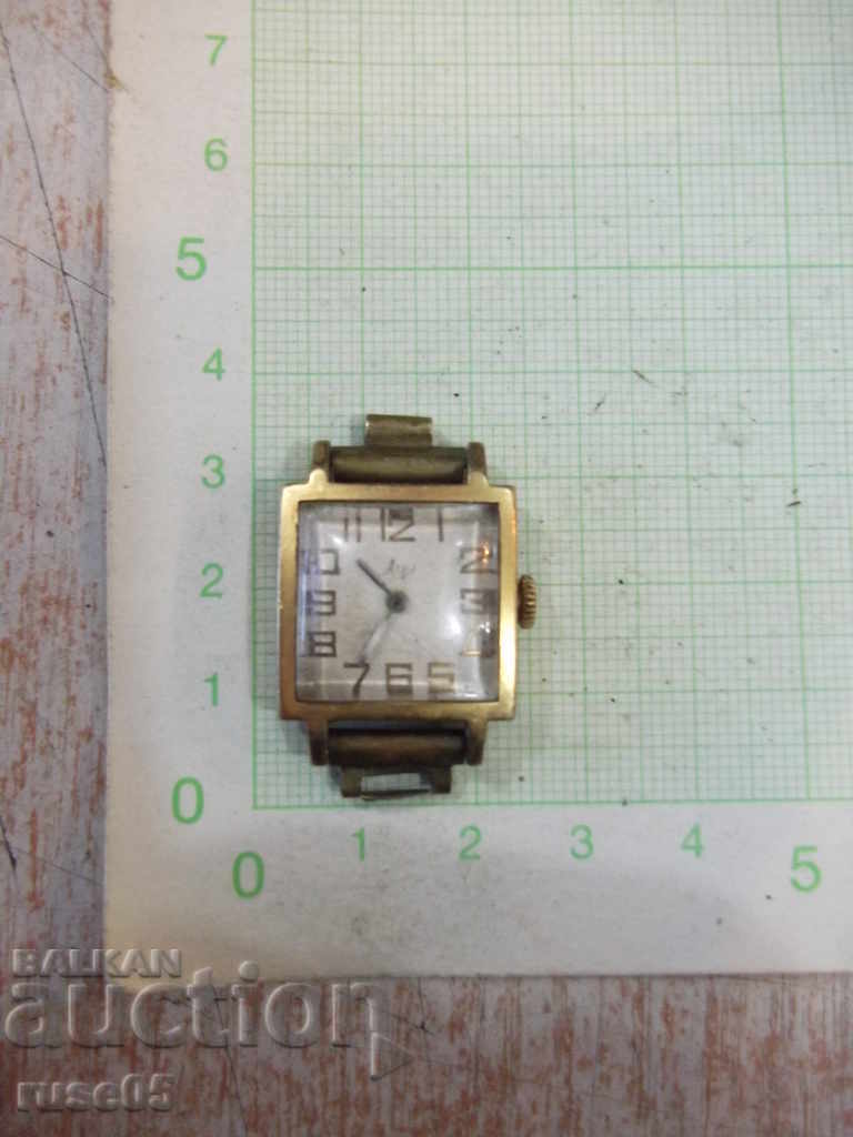 Часовник "Луч" ръчен дамски съветски работещ - 6