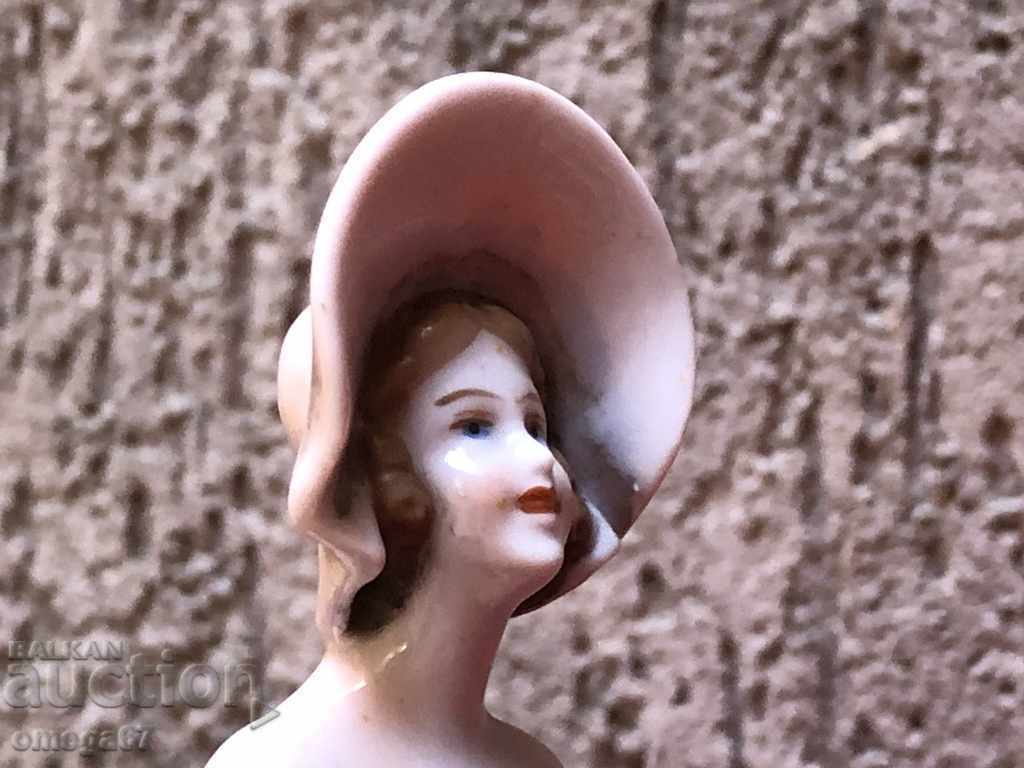 Auction Porcelain Doll-4 Auction Porcelain Doll-4