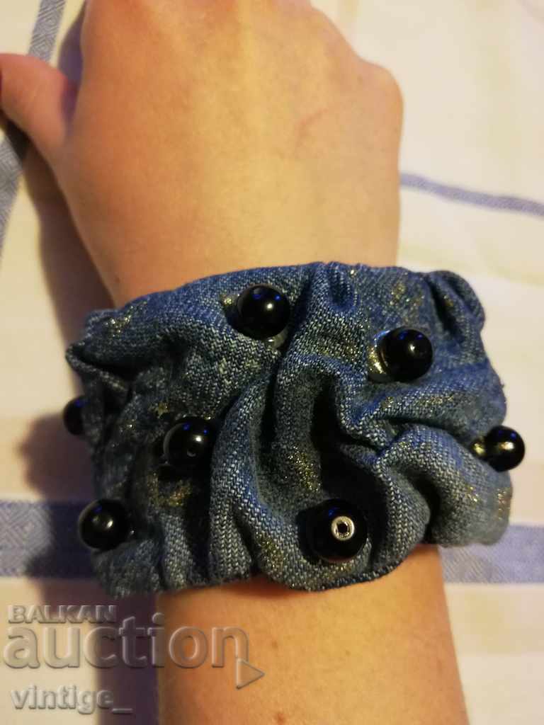 Jewel bracelet with black pearls with price € 4.09 | 8.00 BGN Jewel bracelet with black pearls with price € 4.09 | 8.00 BGN