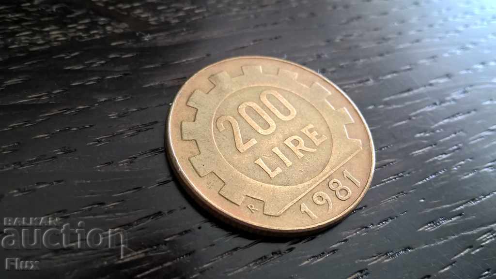 Монета - Италия - 200 лири | 1981г.