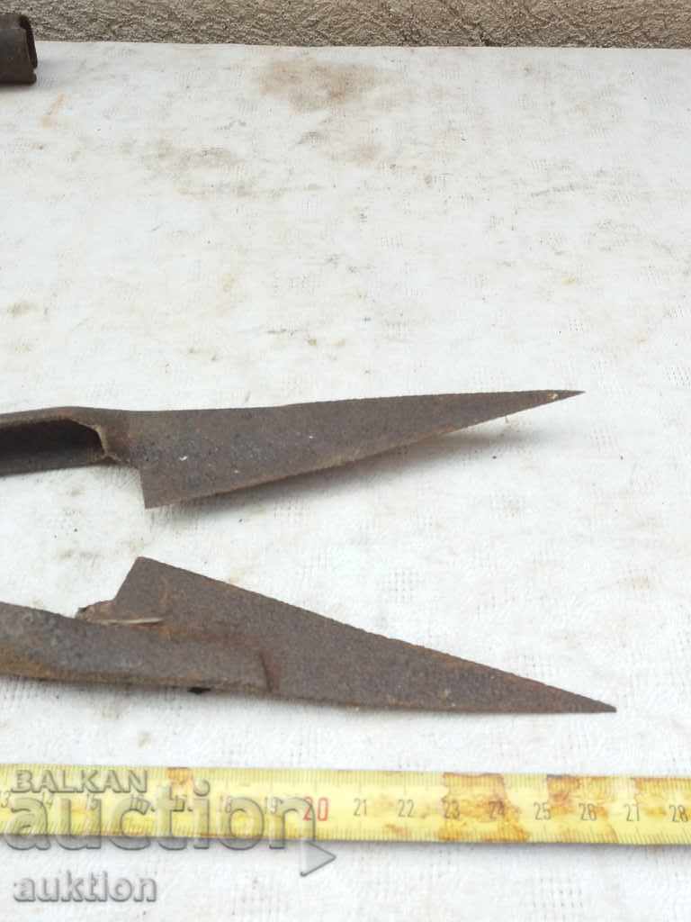 STAR HORSES HANDLE FOR SHEEPING THE SHEEP with price 3.49 BGN | € 1.78 STAR HORSES HANDLE FOR SHEEPING THE SHEEP with price 3.49 BGN | € 1.78