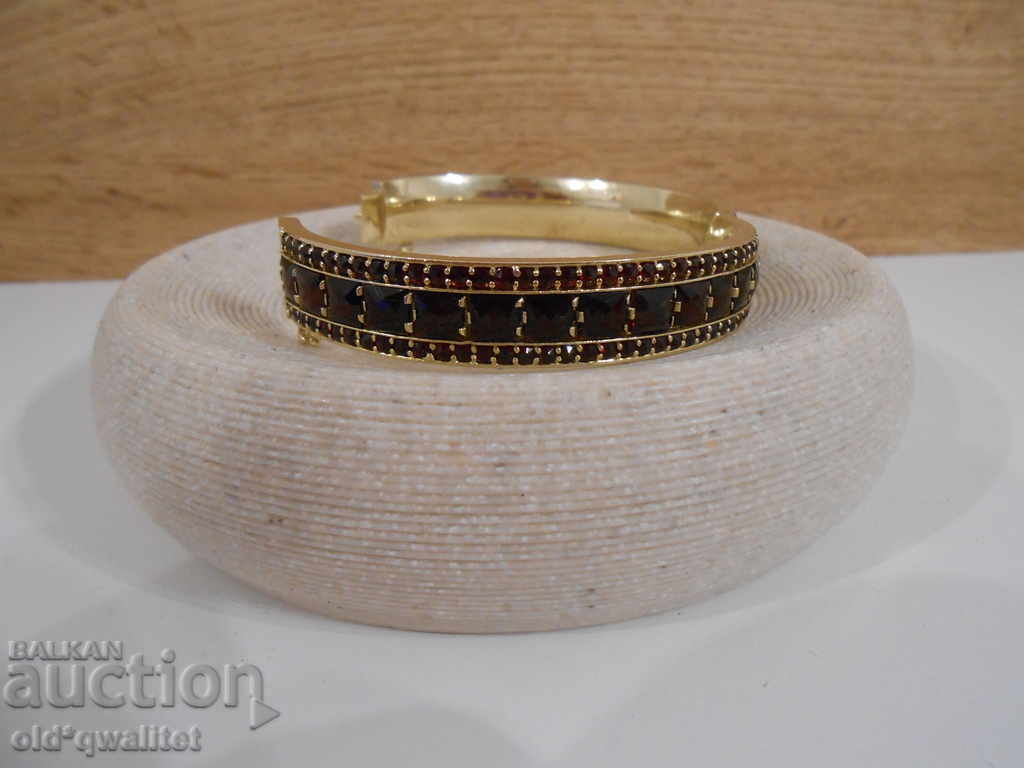 Delivery of SILVER BRACELET, SILVER with NATURAL GARNET, gold plating Delivery of SILVER BRACELET, SILVER with NATURAL GARNET, gold plating