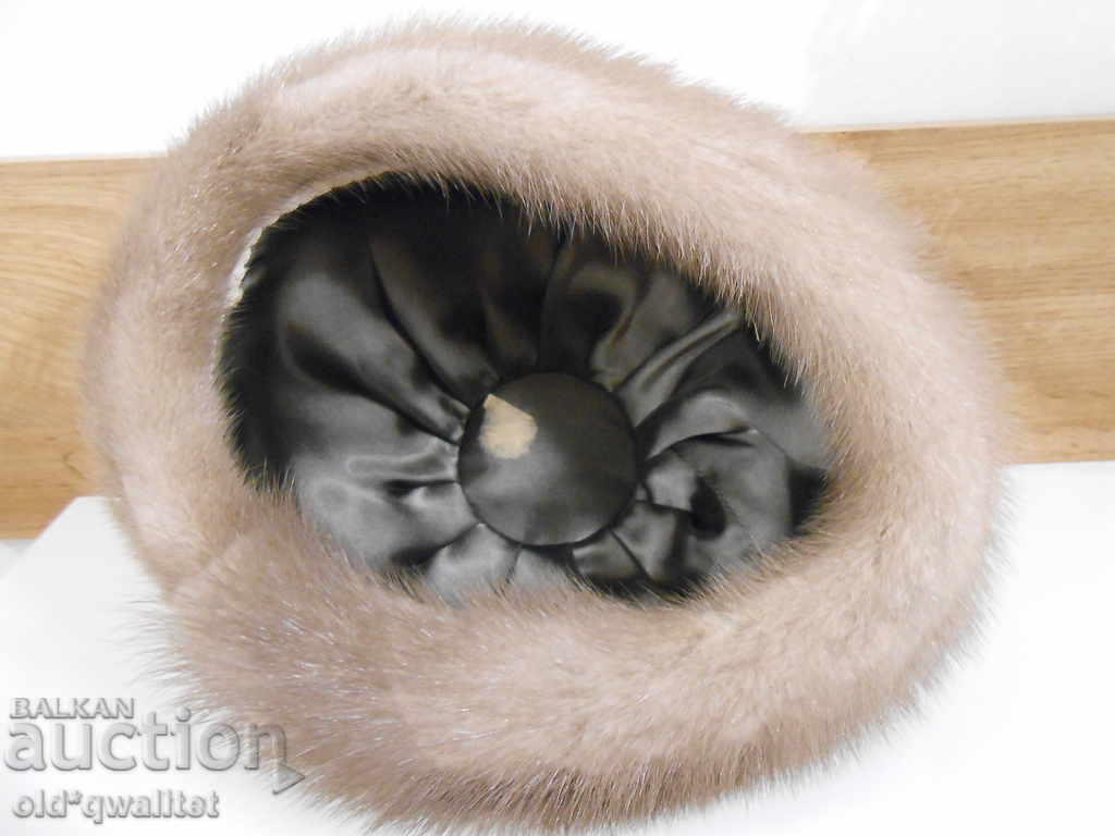 Auction Magnificent leather hat, very fine, ver. A mink Auction Magnificent leather hat, very fine, ver. A mink