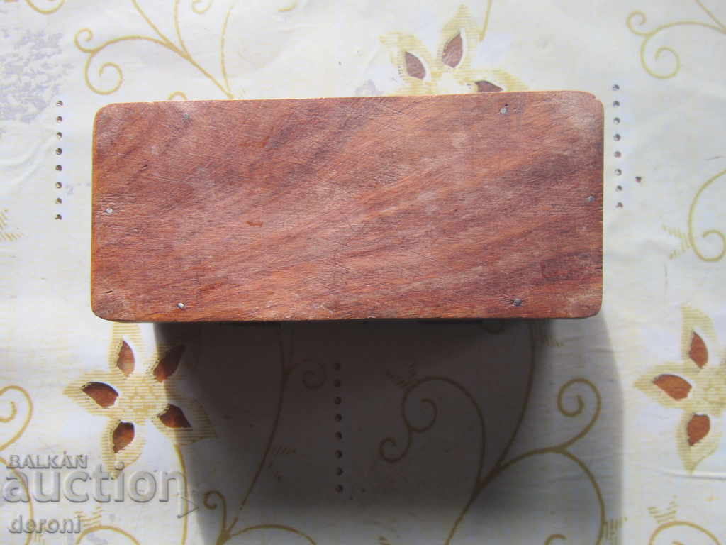 Old wooden jewelry box woodcarving intrasage - 5 Old wooden jewelry box woodcarving intrasage - 5