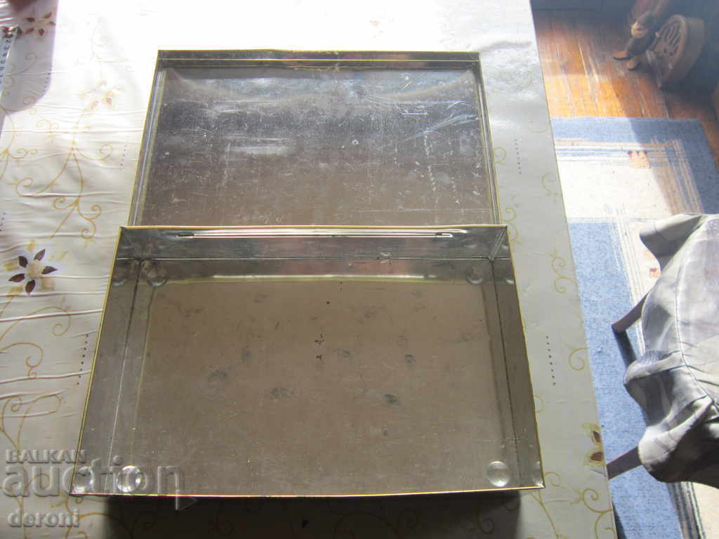 Τεράστιο παλιό πανί από κασσίτερο Makota Tee Gold - 5 Τεράστιο παλιό πανί από κασσίτερο Makota Tee Gold - 5