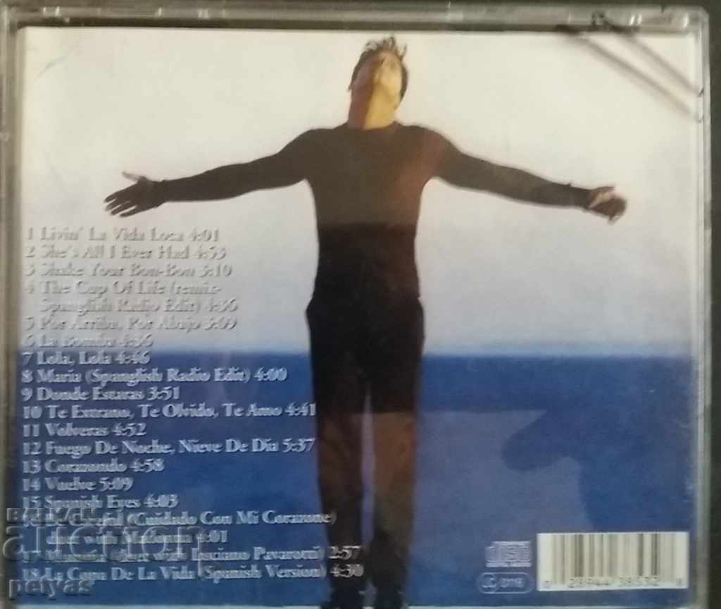 Auction Ricky Martin 'GREATEST HITS 2000' CD Auction Ricky Martin 'GREATEST HITS 2000' CD