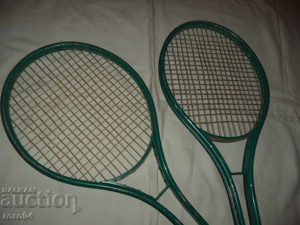 Delivery of TENNIS RACKS - CORF - USSR - RETRO - ALUMINUM Delivery of TENNIS RACKS - CORF - USSR - RETRO - ALUMINUM