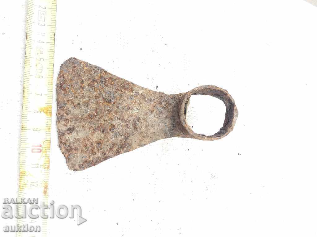 STARA KOVANA MOTICKA with price 0.99 BGN | € 0.51