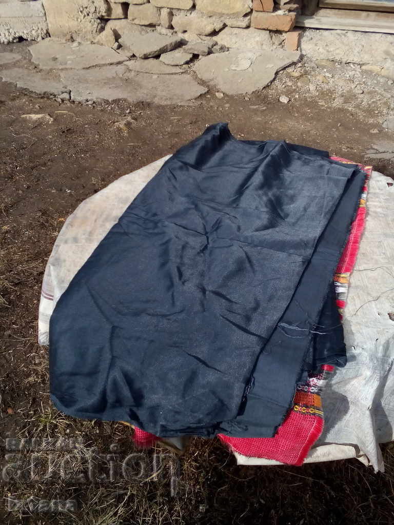 Old lining cloth with price 15.00 BGN | € 7.67 Old lining cloth with price 15.00 BGN | € 7.67