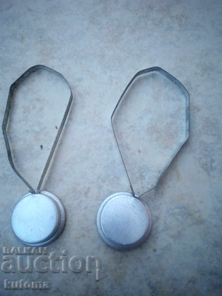 Bug seals with price 9.99 BGN | € 5.11 Bug seals with price 9.99 BGN | € 5.11