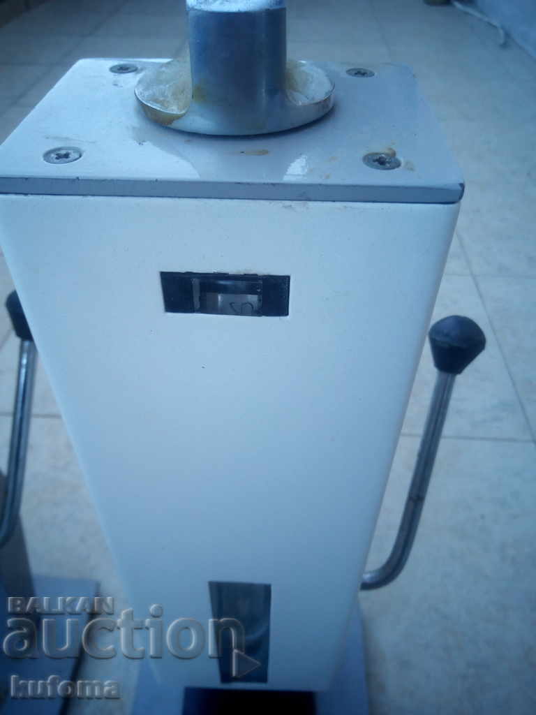 Auction  Old grain sampling devices