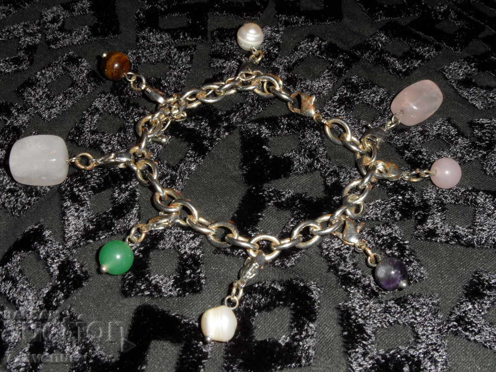 BRACELET with pearls and est. stones. Beautiful!