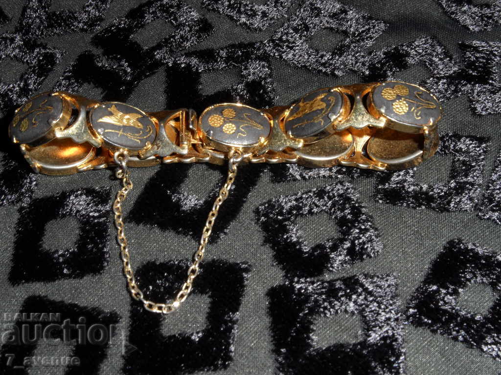 BRACELET pl. interesting, birds. Beautiful! with price 99.00 BGN | € 50.62 BRACELET pl. interesting, birds. Beautiful! with price 99.00 BGN | € 50.62