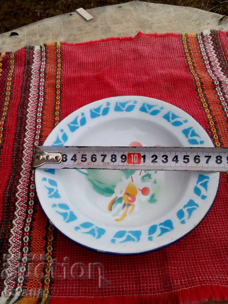 Old enamel bowl - 5 Old enamel bowl - 5