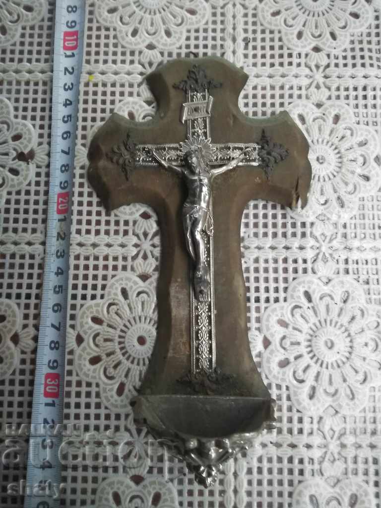 Old cross. Kandilo.