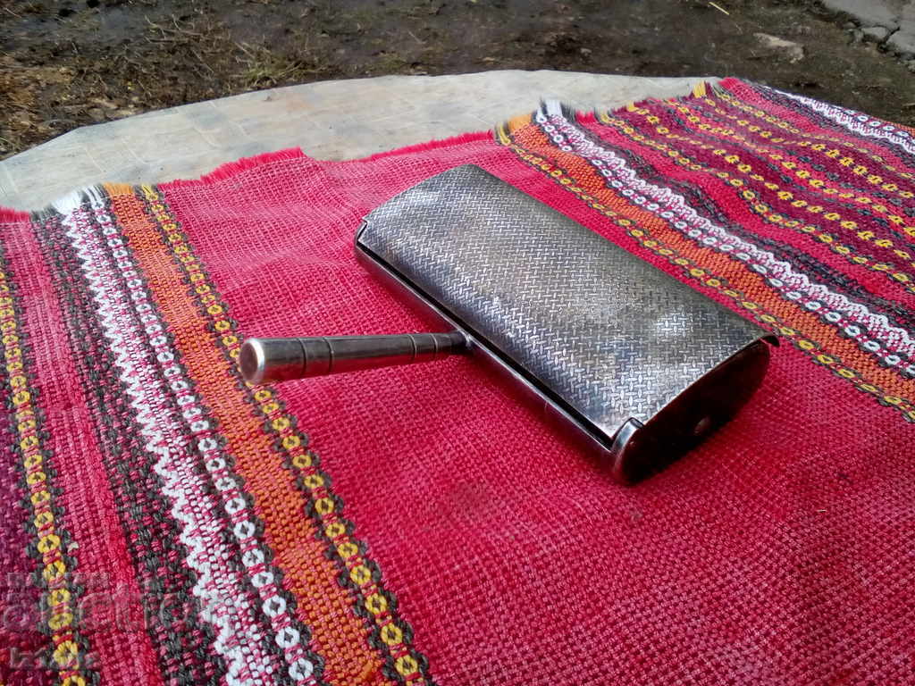 Auction Old sweep Auction Old sweep