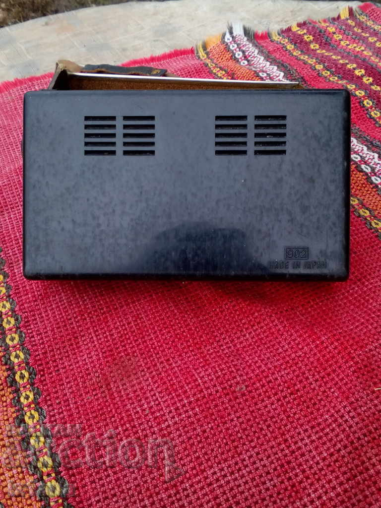 Delivery of Old radio CAPTAIN Delivery of Old radio CAPTAIN