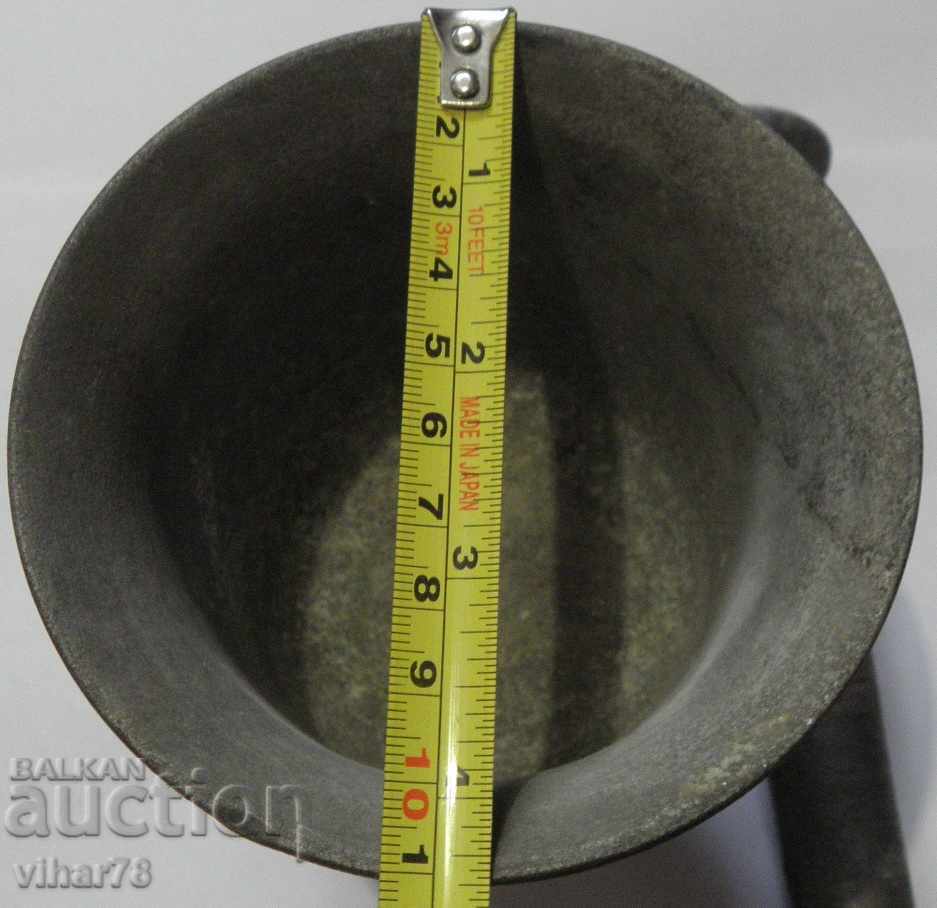 Livrarea Mojar vechi din aluminiu, pistil, mojar