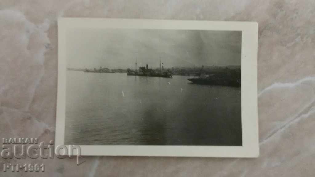 παλιά φωτογραφία - λιμάνι της Βάρνας