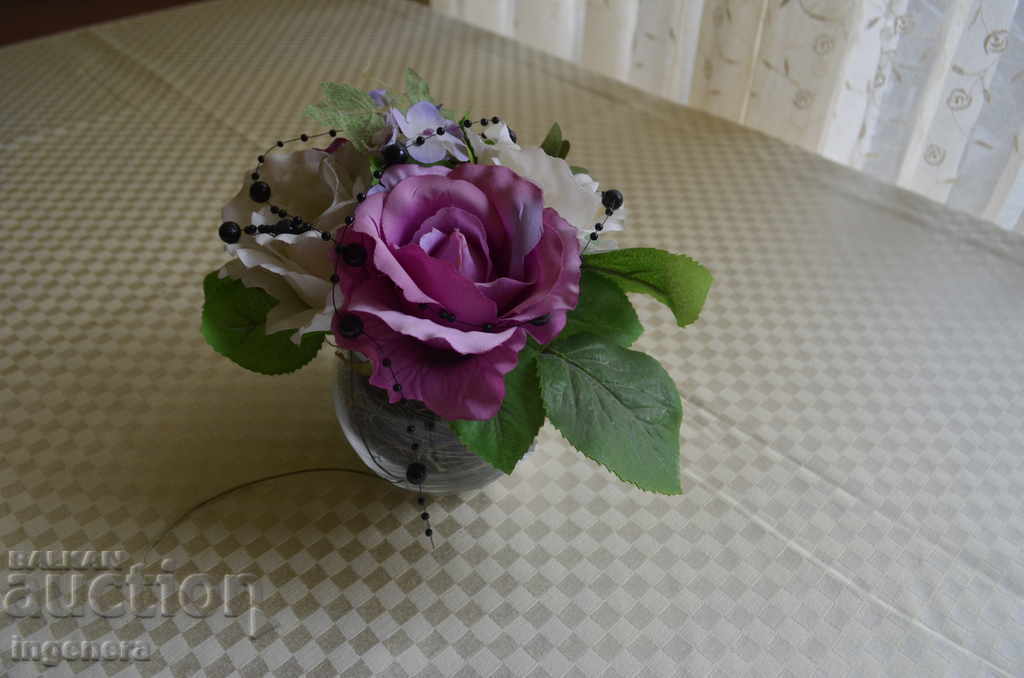 Livrarea SOSIREA, FLOAREA, STICLA VAS Livrarea SOSIREA, FLOAREA, STICLA VAS