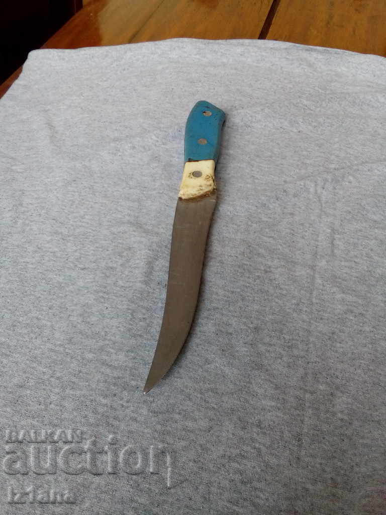 Auction An old knife Auction An old knife
