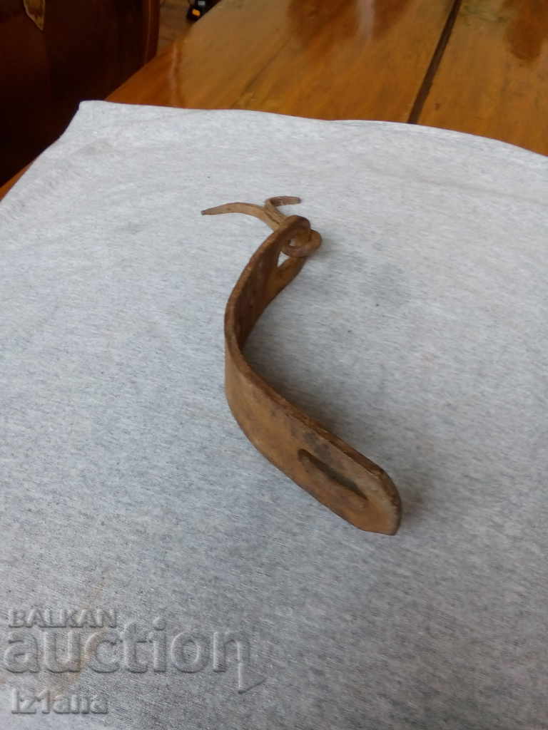 Ancient door lock with price 12.00 BGN | € 6.14 Ancient door lock with price 12.00 BGN | € 6.14