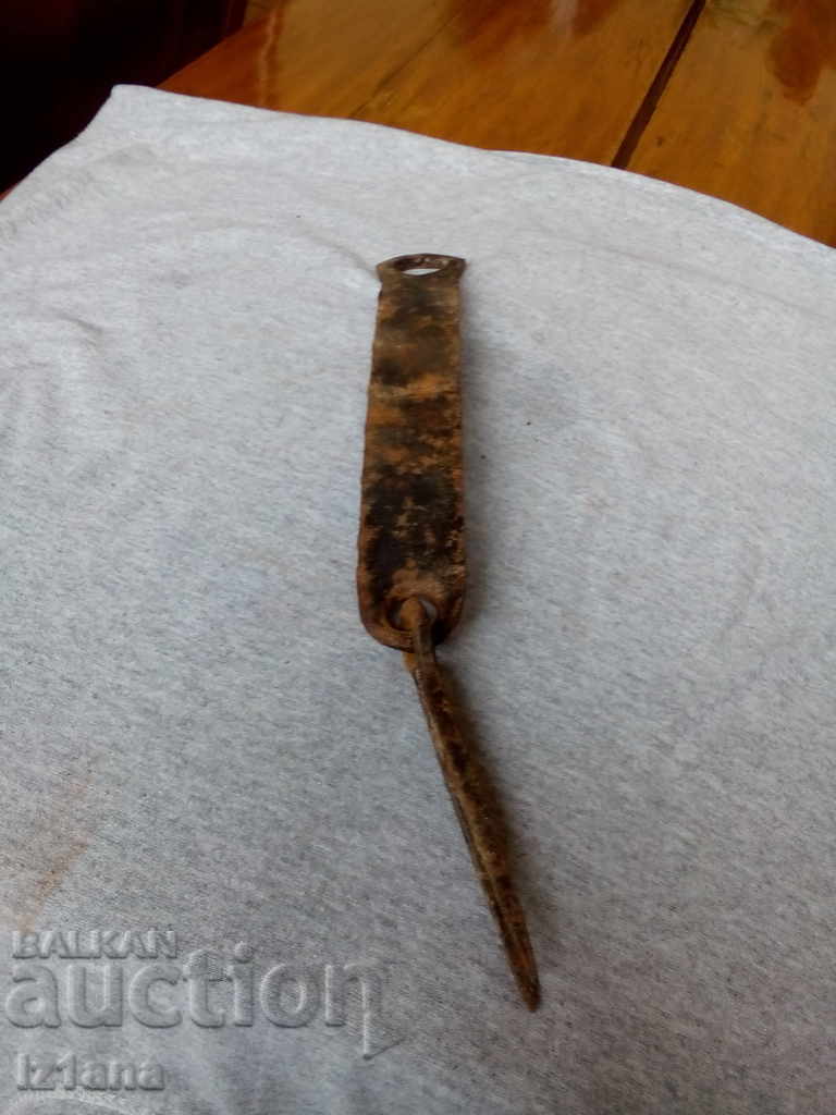 Αρχαία κλειδαριά πόρτας με τιμή 10.00 BGN | € 5.11 Αρχαία κλειδαριά πόρτας με τιμή 10.00 BGN | € 5.11