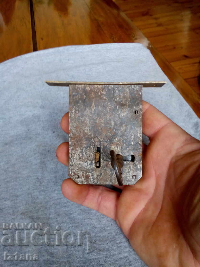 Ancient lock - 6 Ancient lock - 6