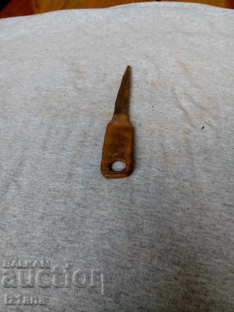 Παράδοση παλιό καρφί Παράδοση παλιό καρφί