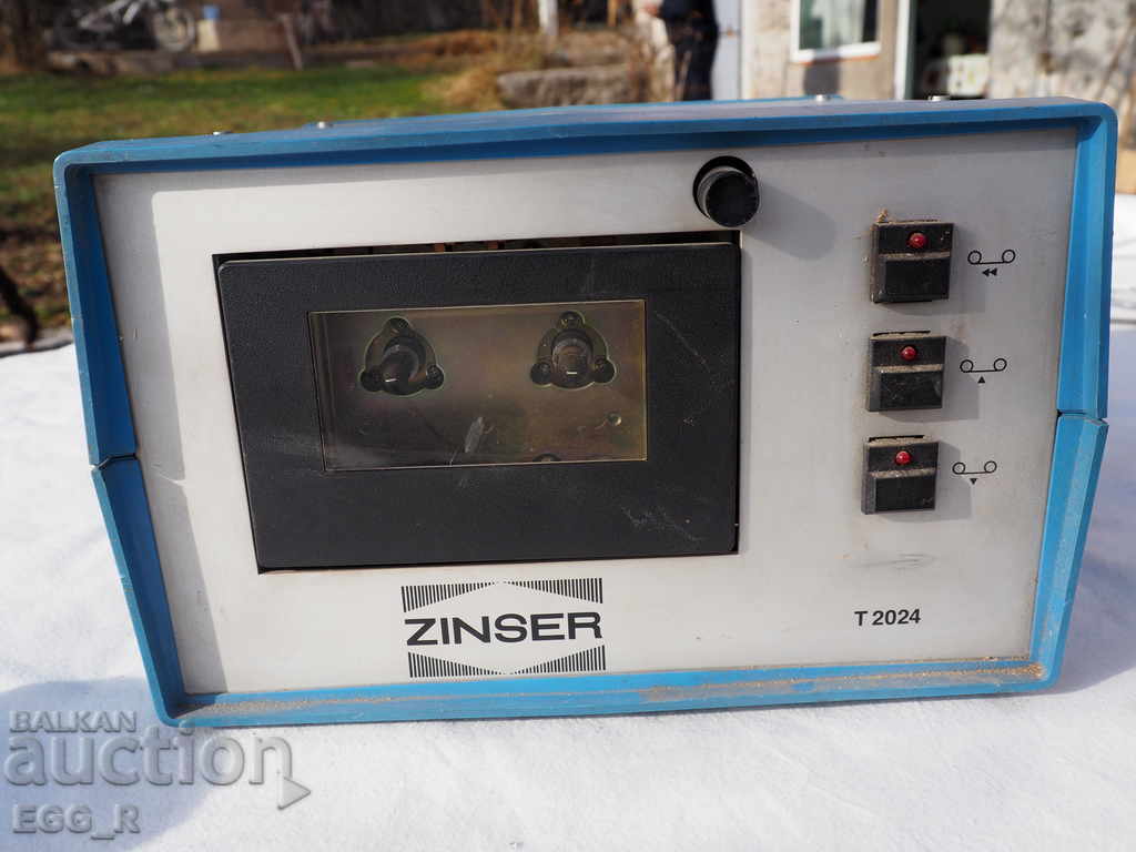 Παλιά συσκευή με κασέτα Zinser