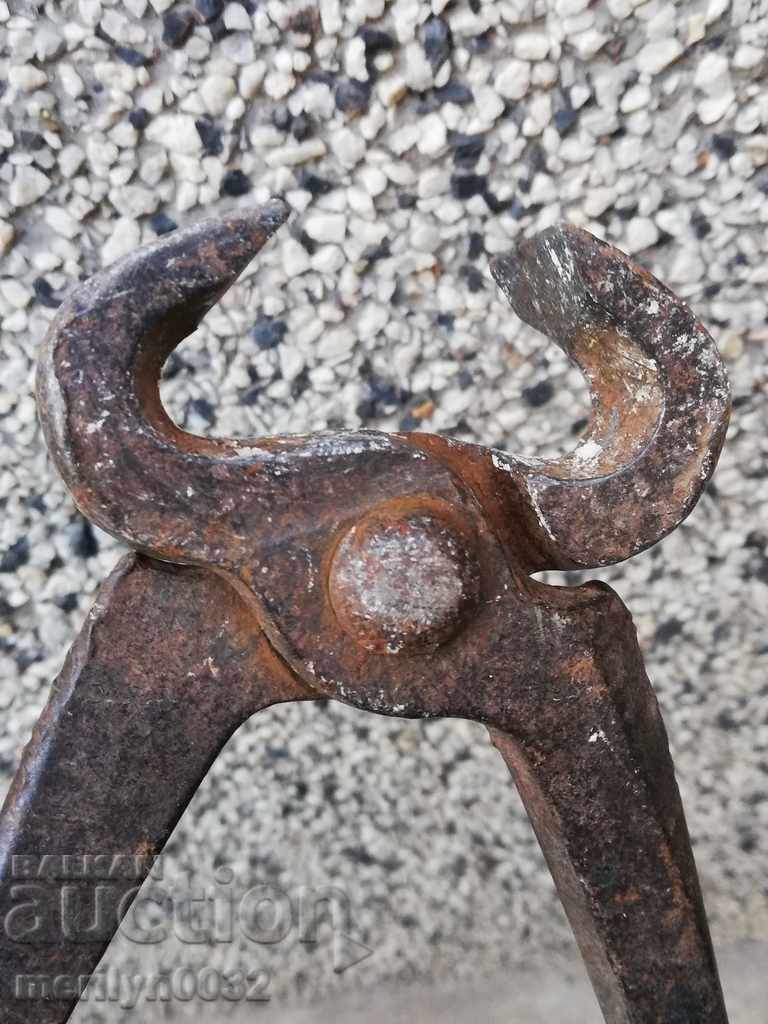 Ancient primitive crumpled keretten pliers in the 20th century - 5 Ancient primitive crumpled keretten pliers in the 20th century - 5