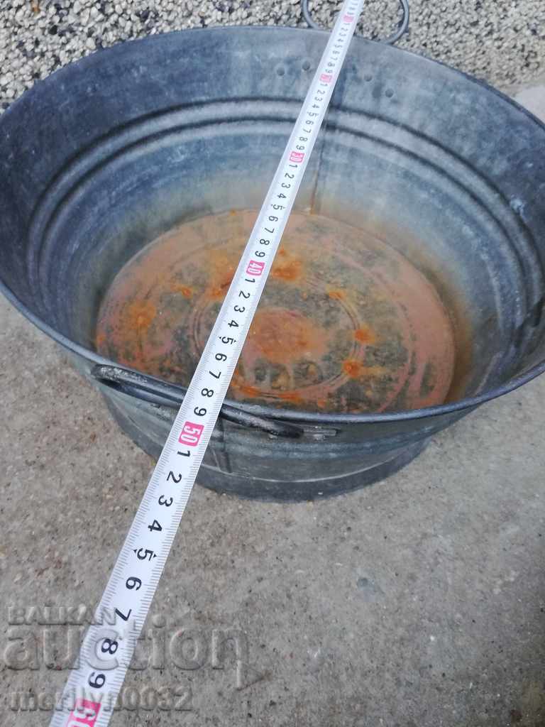 An old galvanized basin, a trough, a household pot - 5