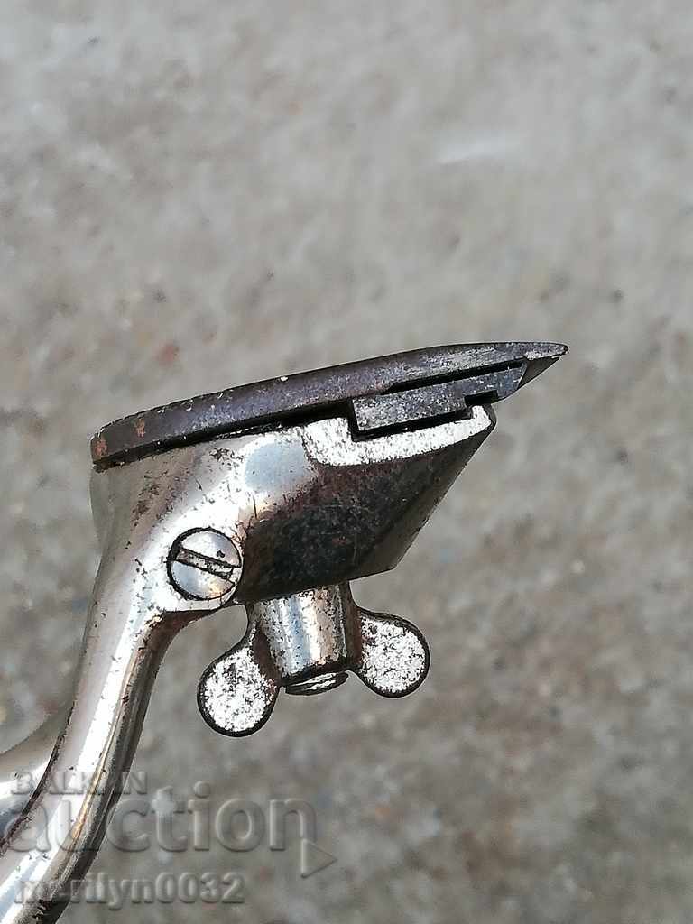 Παράδοση Χειροκίνητη αμερικανική μηχανή τρίχας, αμερικανική κορίτσι Παράδοση Χειροκίνητη αμερικανική μηχανή τρίχας, αμερικανική κορίτσι