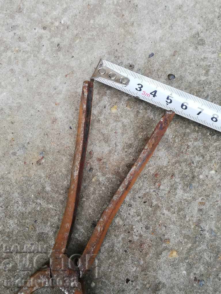 Delivery of Old medical pliers, wrought iron, instrument Delivery of Old medical pliers, wrought iron, instrument