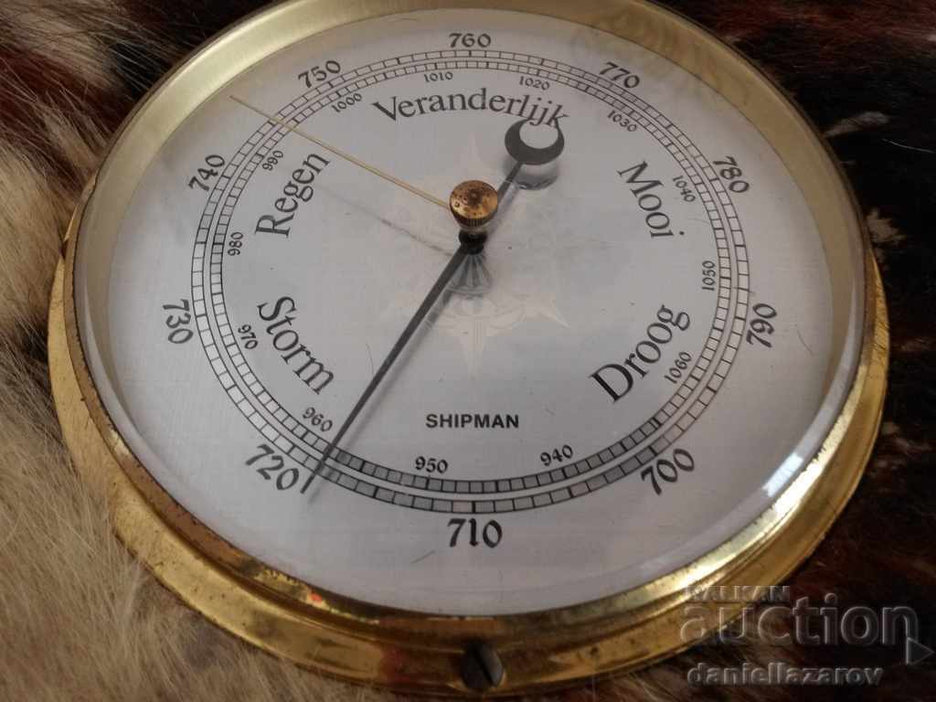 Licitație Rar BAROMETR german de perete cu blană de capră Licitație Rar BAROMETR german de perete cu blană de capră