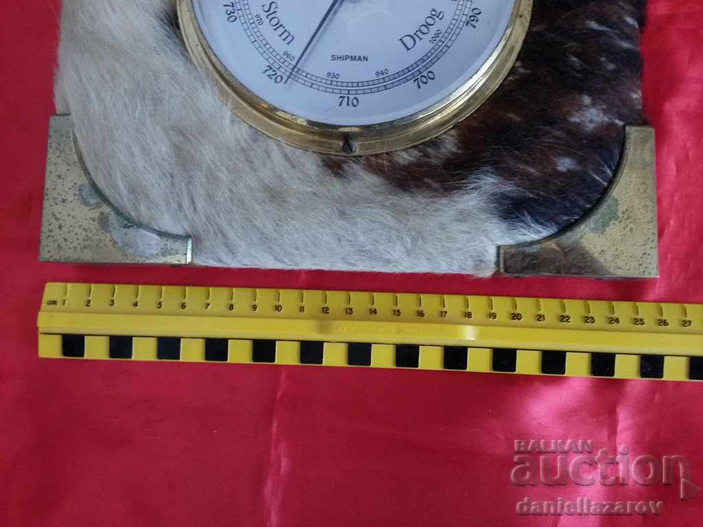 Livrarea Rar BAROMETR german de perete cu blană de capră Livrarea Rar BAROMETR german de perete cu blană de capră