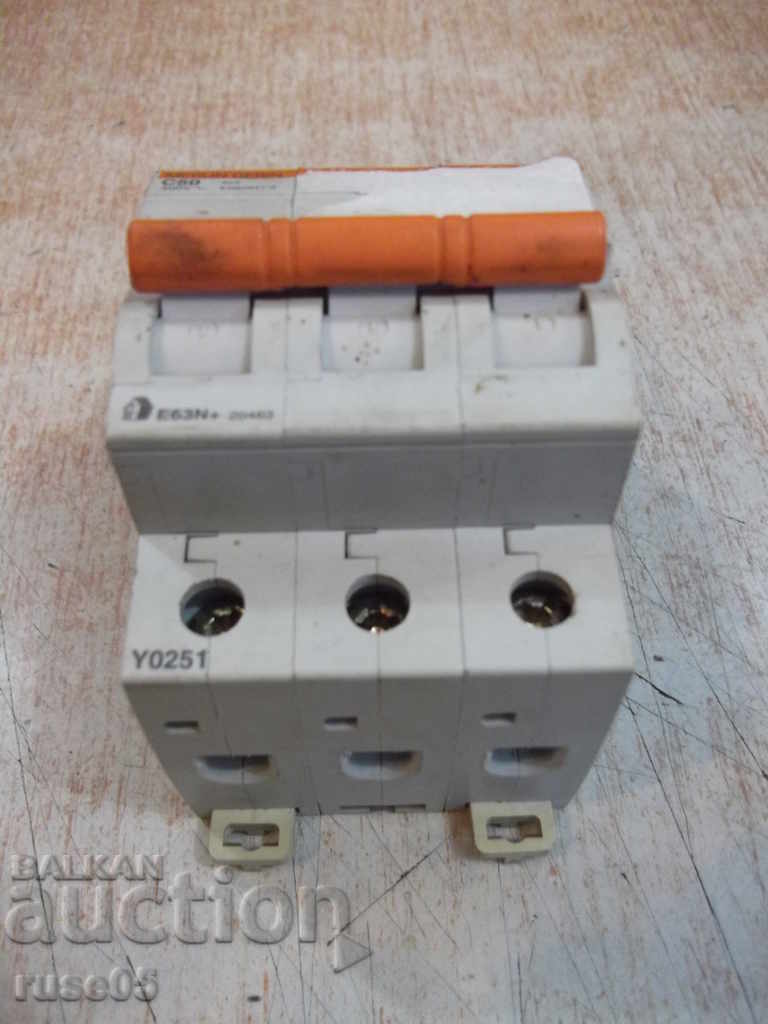 Circuit breaker "MERLIN GERIN - C50 - 6kA - 400V" with price 20.00 BGN | € 10.23 Circuit breaker "MERLIN GERIN - C50 - 6kA - 400V" with price 20.00 BGN | € 10.23